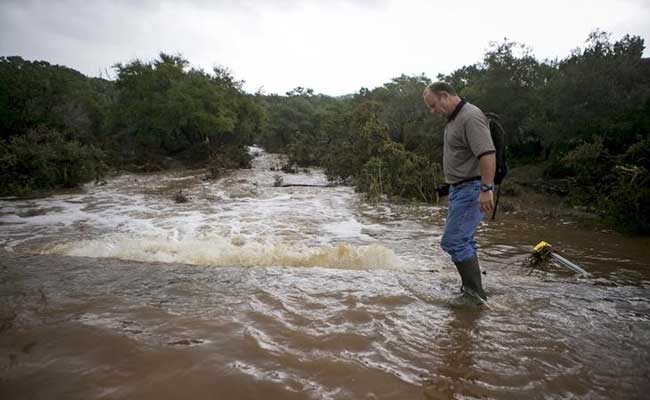 Texas Storms Kill at Least 6, Bring Torrential Rains