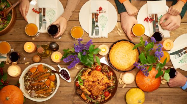 What to Ditch From Your Thanksgiving To-Do List