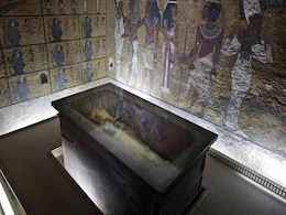 Hidden Chambers, Egypt's Queen's Remains Likely in King Tutankhamun's Tomb Hidden Chambers, Egypt's Queen's Remains Likely in King Tutankhamun's Tomb