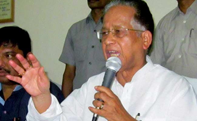 असम के राज्यपाल पीबी आचार्य को बदला जाए : तरुण गोगोई ने लगाई राष्ट्रपति से गुहार