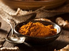 Turmeric Powder for Beauty: How to Use it for Your Face and Skin