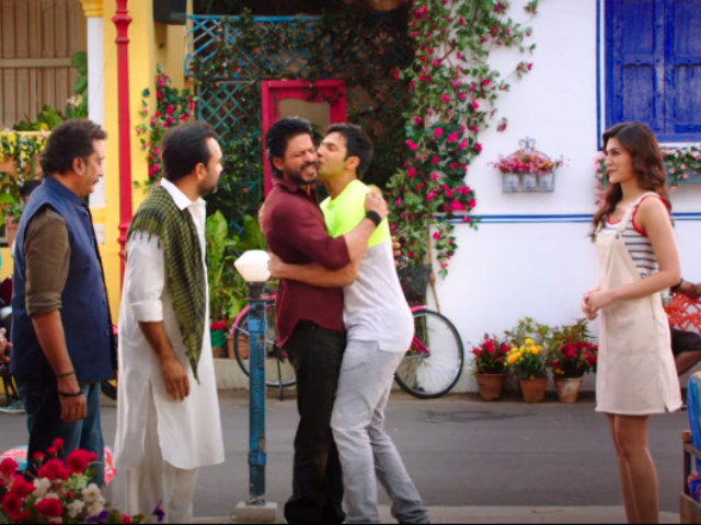 From Shah Rukh Khan, High Praise For Varun Dhawan's <I>Dilwale</i> Performance