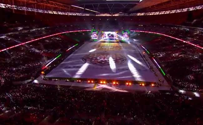 London: Wembley welcomes back record-breaking NFL crowd –