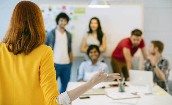 अकेले हैं तो क्या गम है: इन वज़हों से सिंगल हैं आप, तो खुशी मनाइये