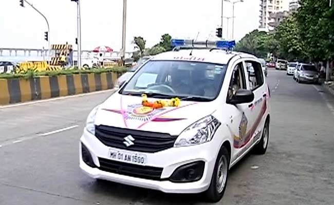 मुंबई में महिलाओं की हिफाजत के लिए पुलिस को सौंपे गए 94 खास वाहन