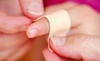 New Bandage Senses Temperature, Releases Medicine