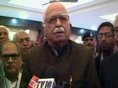 LK Advani Backs PM Modi's Lahore Stopover, Says Must Take Vajpayee's Initiative Forward