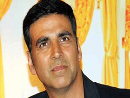 अक्षय कुमार ने असिन की शादी का कार्ड ऑनलाइन जारी किया अक्षय कुमार ने असिन की शादी का कार्ड ऑनलाइन जारी किया