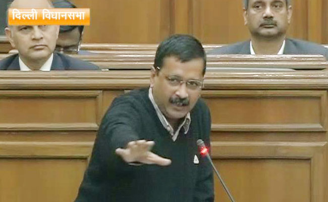 सरकार नोटबंदी का फैसला वापस ले : अरविंद केजरीवाल