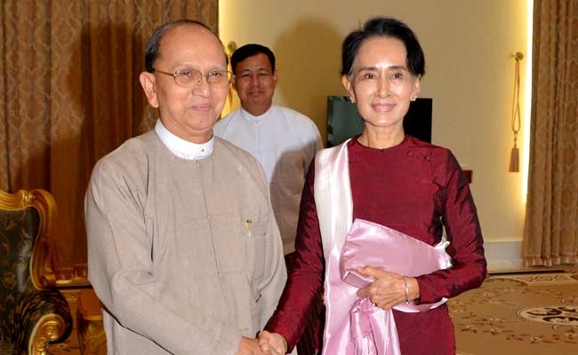 Myanmar's Aung San Suu Kyi Discusses Transfer of Power With President