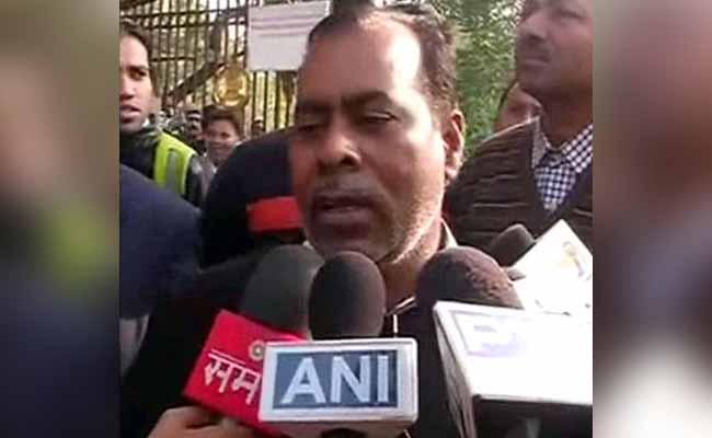 'Court Abandoned Us,' Say Jyoti Singh's Parents on Juvenile Rapist's Release