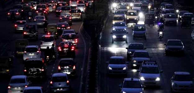 Ban on Big Diesel Cars Hits Mahindra Hardest