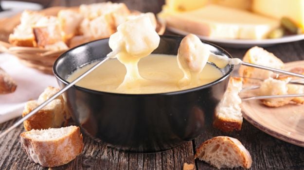 Fondue 101: Chocolate, Cheese and All Things Yummy!