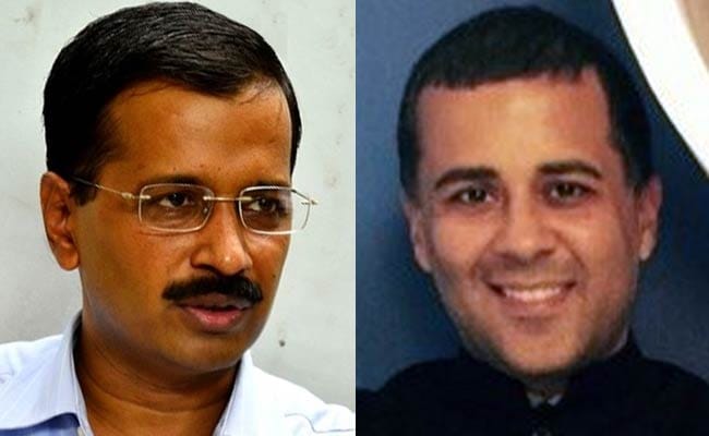 Chetan Bhagat, Arvind Kejriwal's Tweet War On Delhi's Odd-Even Rule