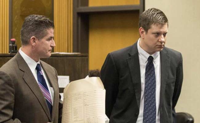 Chicago Officer Who Shot Black Teen Pleads Not Guilty To Murder Charges