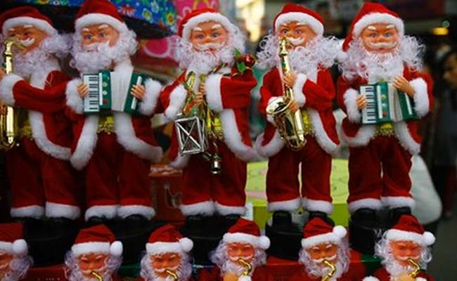 Braving Unusual Winter Chill, Mumbai Celebrates Christmas