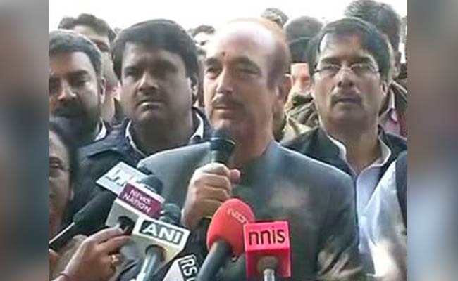 'BJP Rewarded Subramanian Swamy For Case Against Gandhis': Congress