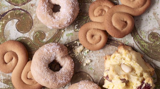 A Trio Of Italian Cookies For The Holidays