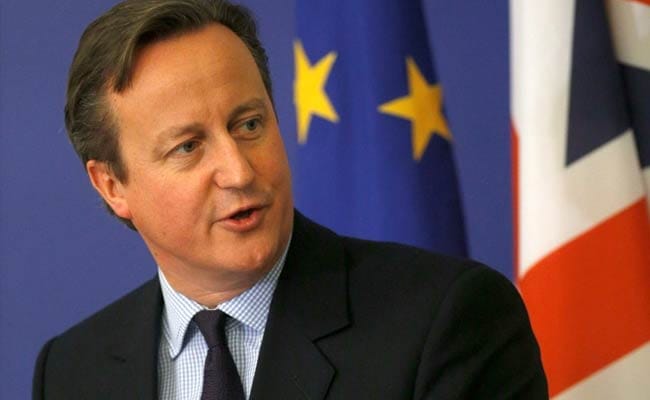 David Cameron Chairs Emergency Meeting as Thousands Affected By Floods