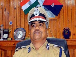 यूपी के डीजीपी का विवादास्पद बयान, बोले- अकेले में मिलिये, तो बताता हूं रेप के पीछे का मनोविज्ञान यूपी के डीजीपी का विवादास्पद बयान, बोले- अकेले में मिलिये, तो बताता हूं रेप के पीछे का मनोविज्ञान