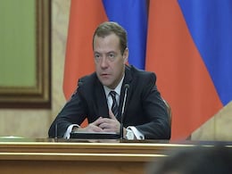 रूस और पश्चिम के बीच तनाव ने दुनिया को 'नए शीतयुद्ध' में पहुंचाया : दमित्री मेदवेदेव रूस और पश्चिम के बीच तनाव ने दुनिया को 'नए शीतयुद्ध' में पहुंचाया : दमित्री मेदवेदेव