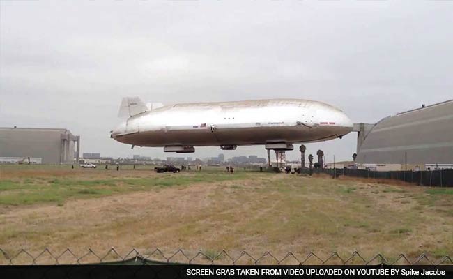 Chinese Stratosphere Airship Conducts First Flight