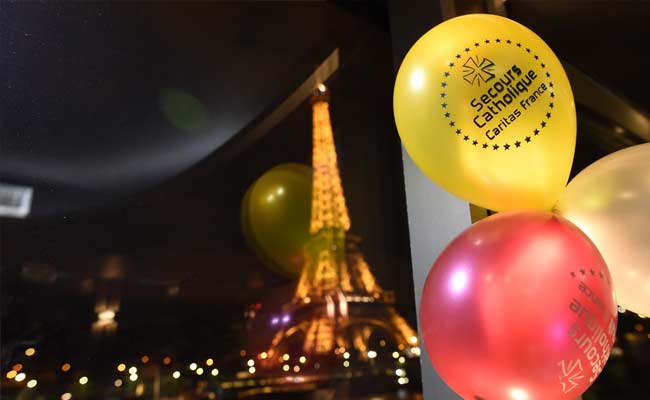 Paris New Year Hotel Reservations Slump