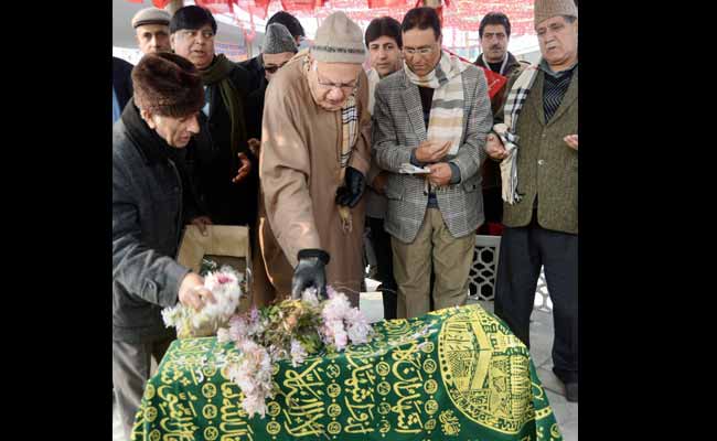 Farooq Abdullah Hopes for Resumption of Indo-Pak Dialogue