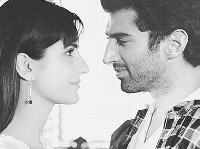 जारी हुआ फिल्म 'फितूर' का पहला लुक, कैटरीना कैफ का अलग अंदाज