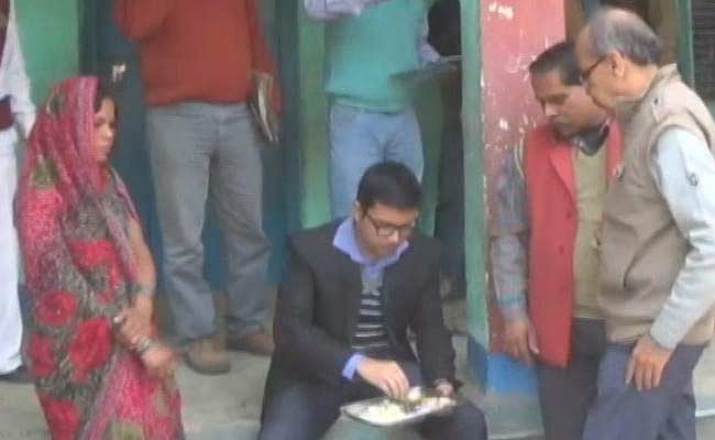 In Bihar, Collector Helped Widow Who Wasn't Allowed To Cook For School