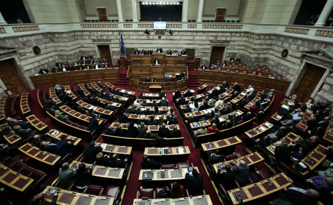 Greece Passes 'Tough' Austerity-Extending 2016 Budget