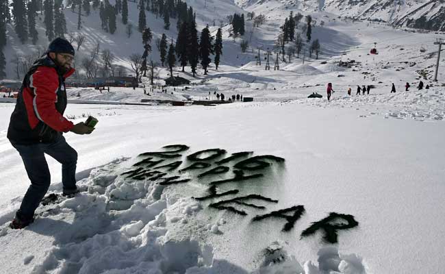 A New Year Of Snow Draws Crowds To Gulmarg