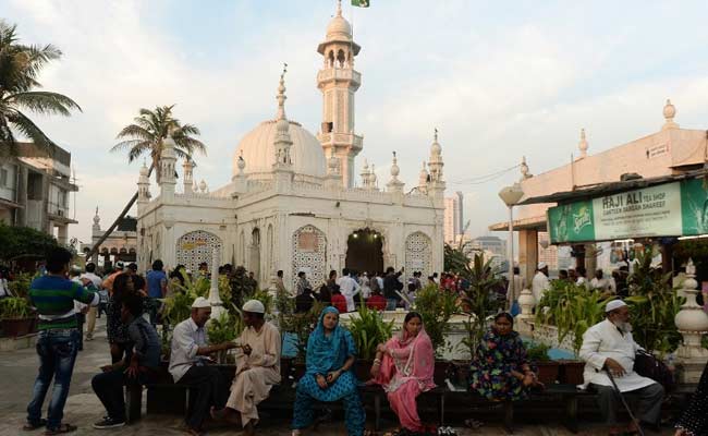 Supreme Court Praises Efforts Of Haji Ali Dargah In Removing Encroachments