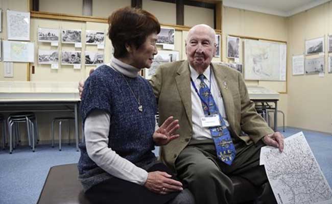 US Veterans Who Firebombed Japan During World War II Meet Survivor