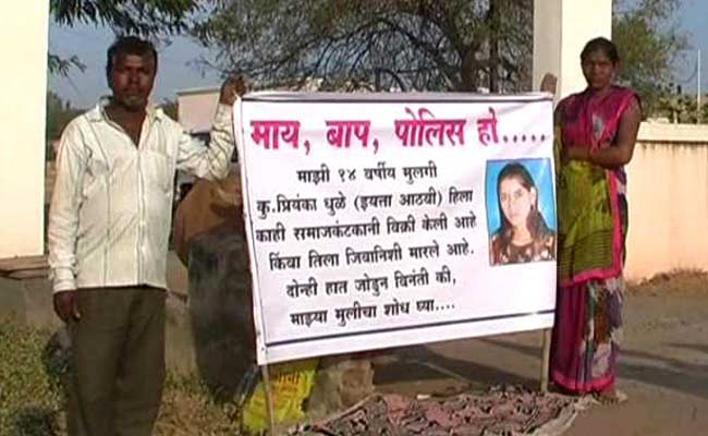 A Couple's Unique Protest to Seek Help for Their Missing Daughter