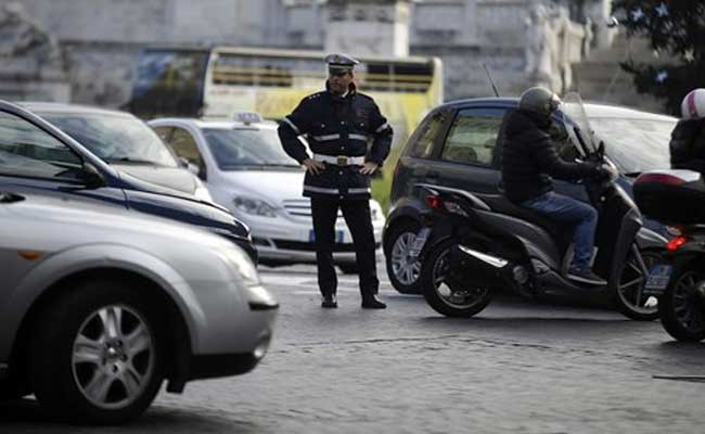 Milan Bans Cars Until Wednesday To Curb Pollution