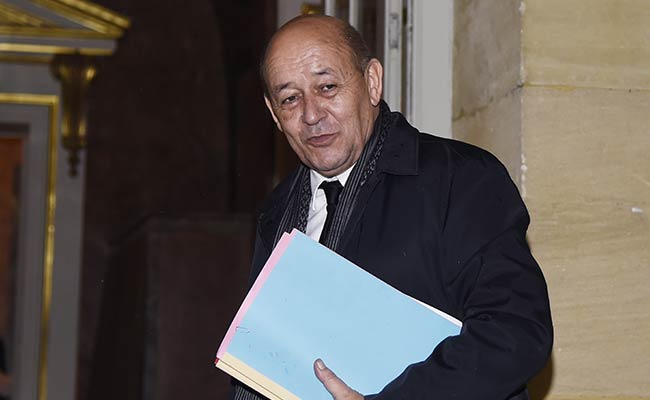 French Defence Minister To Visit Moscow To Coordinate ISIS Fight