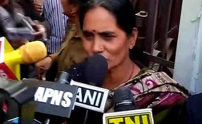 Delhi Gang Rape: 'A Criminal Has Been Let Off,' Says Jyoti's Mother