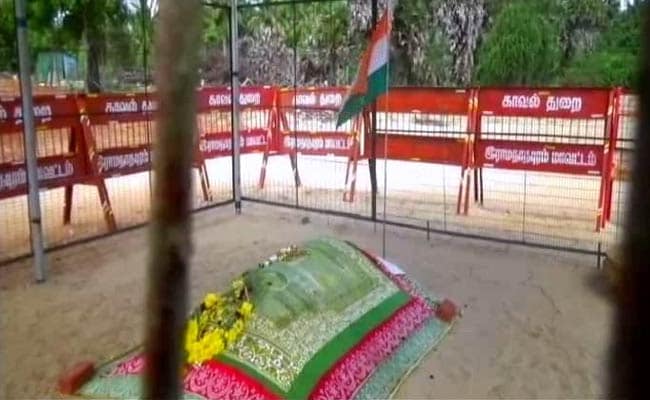 पूर्व राष्ट्रपति कलाम जिस जगह हुए थे सुपुर्द-ए-खाक, वहीं बनेगा उनका स्मारक : रक्षामंत्री पर्रिकर