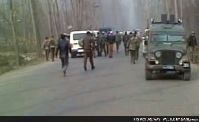 2 Cops Injured As Terrorists Open Fire At Police Convoy in South Kashmir