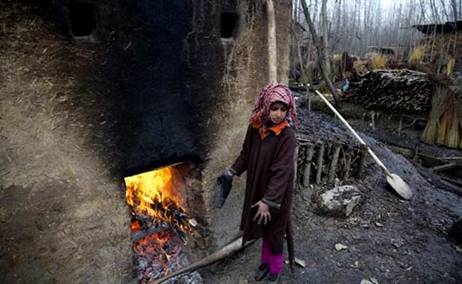 Ladakh Region Frozen, MeT Predicts Snowfall in Kashmir Valley