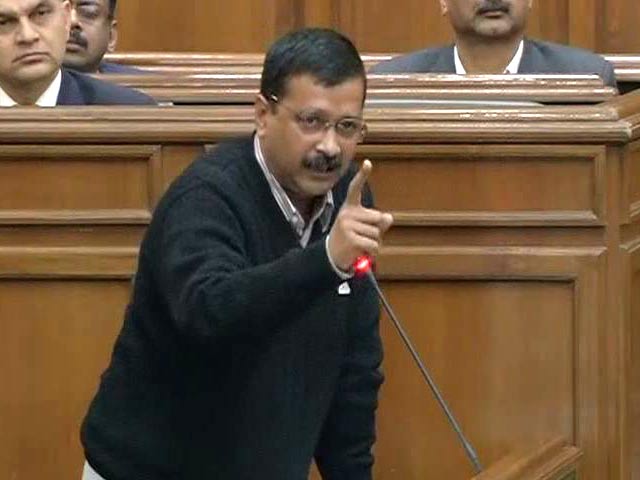 BJP Workers Demand Arvind Kejriwal's Resignation Over Auto Permit Scam In Delhi