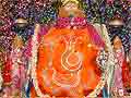 मन्नत के लिए इस मंदिर में भगवान गणेश की पीठ पर श्रद्धालु बनाते हैं स्वस्तिक का उल्टा निशान