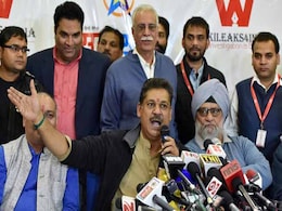 At 'Big Expose', Kirti Azad Does Not Name Arun Jaitley At 'Big Expose', Kirti Azad Does Not Name Arun Jaitley
