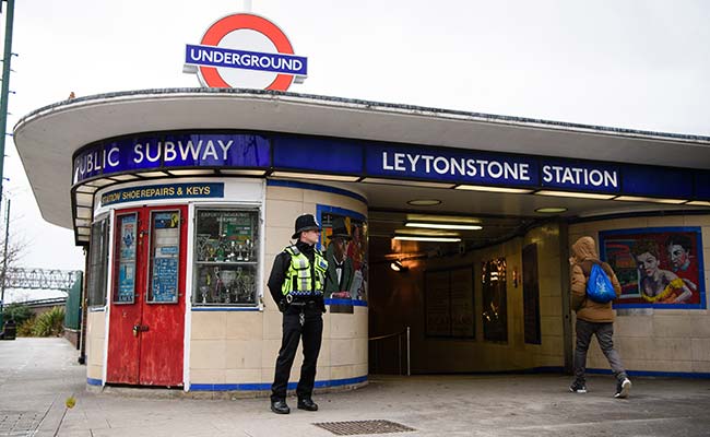 London Tube Stabbing Suspect 'Had ISIS Images On Phone': Court