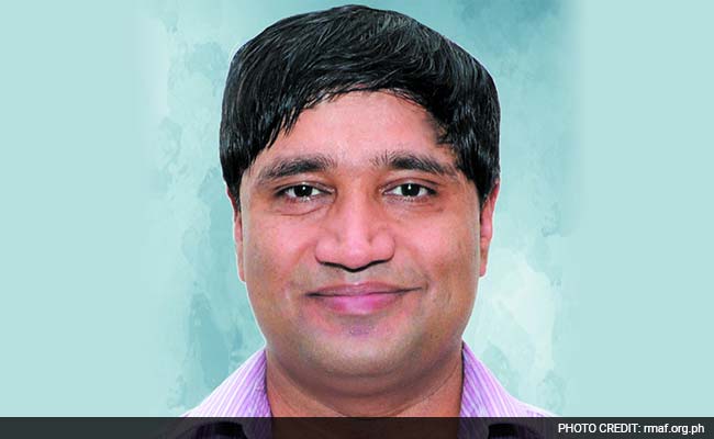 Magsaysay Winner to Donate Award Money of $30,000 to PM's Relief Fund