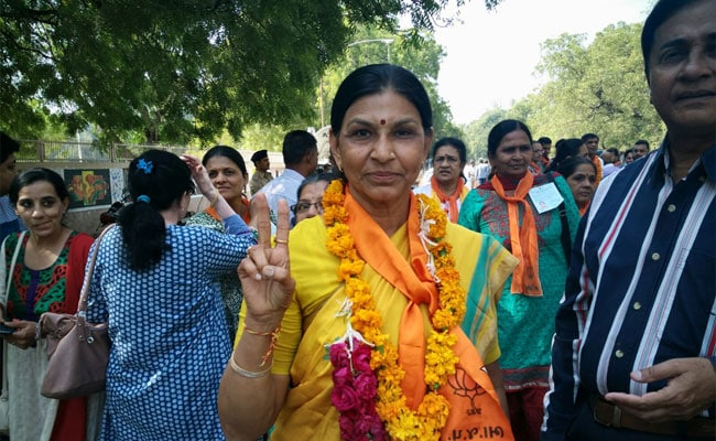 गुजरात निकाय चुनाव : शहरों में बीजेपी तो गांवों में कांग्रेस का दबदबा
