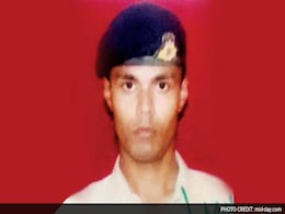 Merchant Navy Officer Kills Wife And Her Lover, Attempts Suicide Merchant Navy Officer Kills Wife And Her Lover, Attempts Suicide
