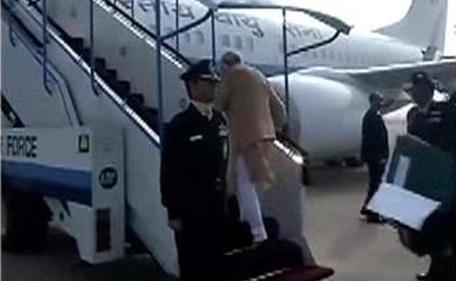 PM Modi Flies to Chennai to Take Stock of Flood Situation