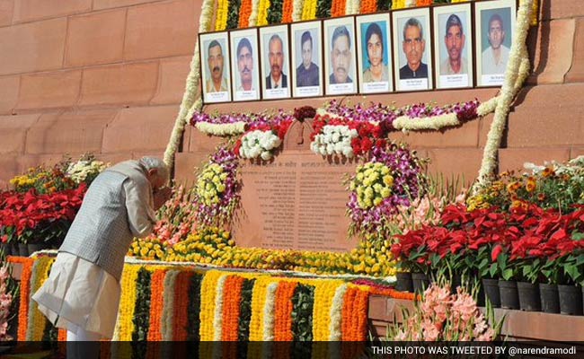 Tributes Paid To Martyrs Of Parliament Attack